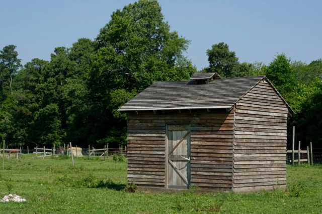 Colonial Settlers Home at Gwaltney Frontier Farm